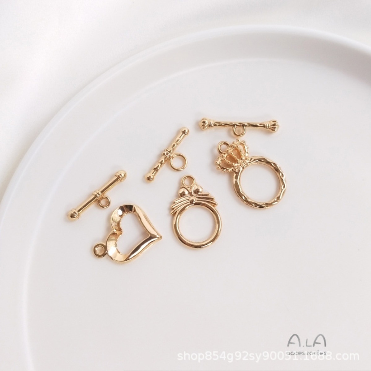 Фурнитура для ювелирных издели – обзор и цена Toggle Clasp Gold