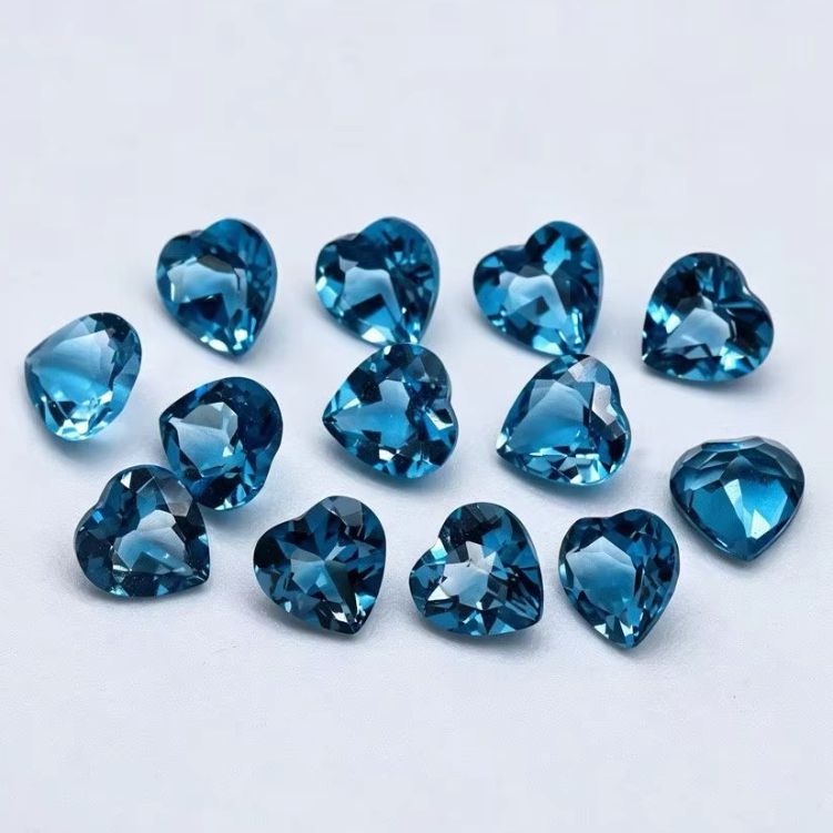 Натуральный топаз London Blue  – обзор и цена Jewelry Making London